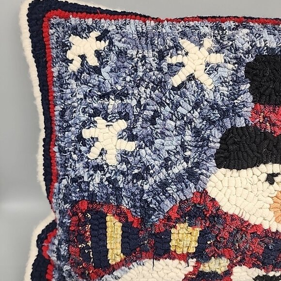 Christmas Tapestry Pillow Snowman Love Never Melts 18x12" Flannel Back *flaw* - Picture 2 of 7